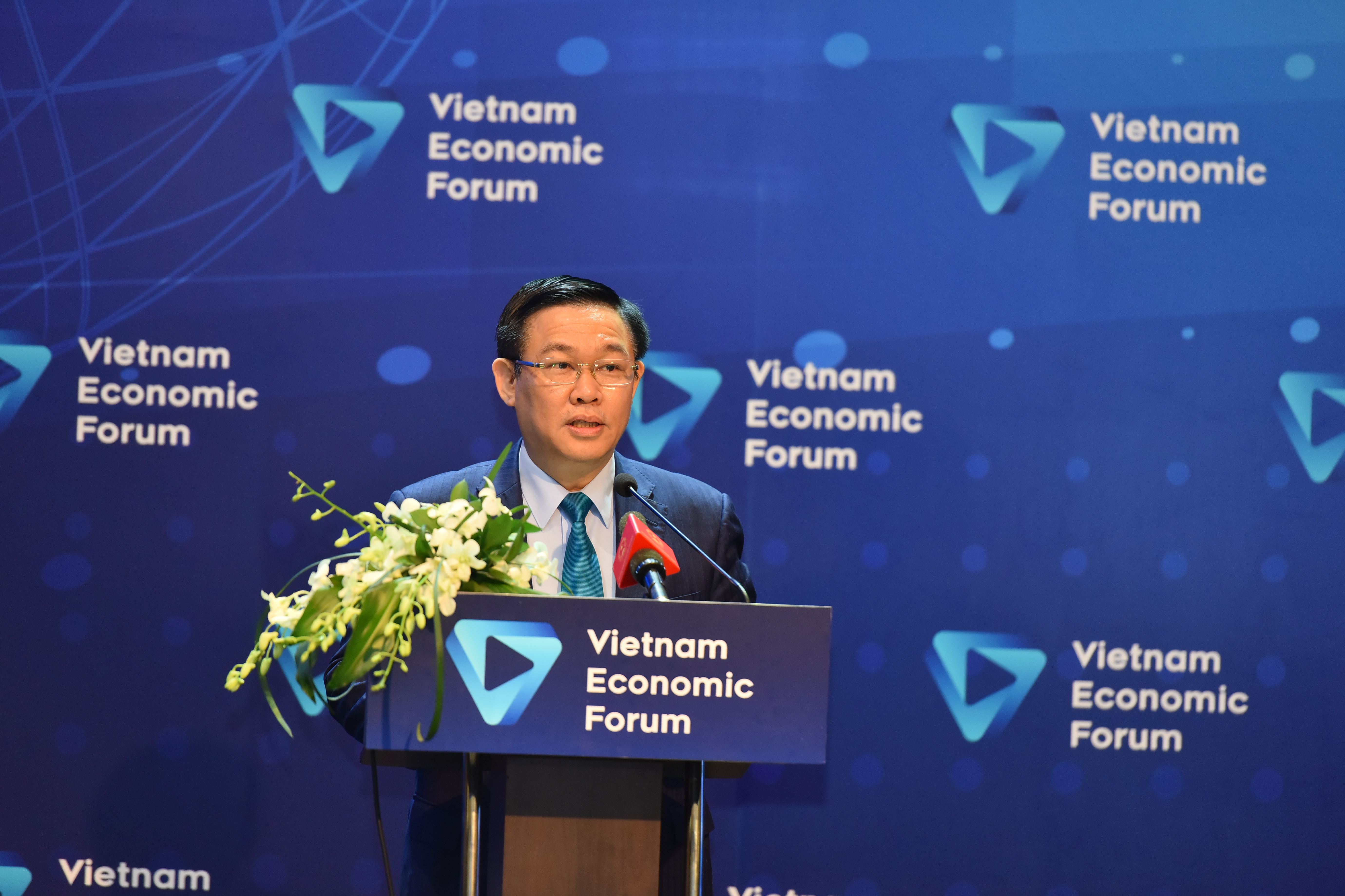 Phó Thủ tướng Vương Đình Huệ phát biểu tại Diễn đàn Kinh tế 2018