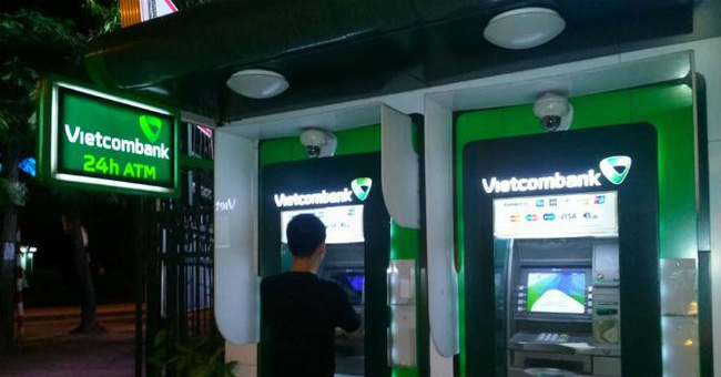 Ngân hàng cần chú ý khi mở thẻ ATM cho người khiếm thị