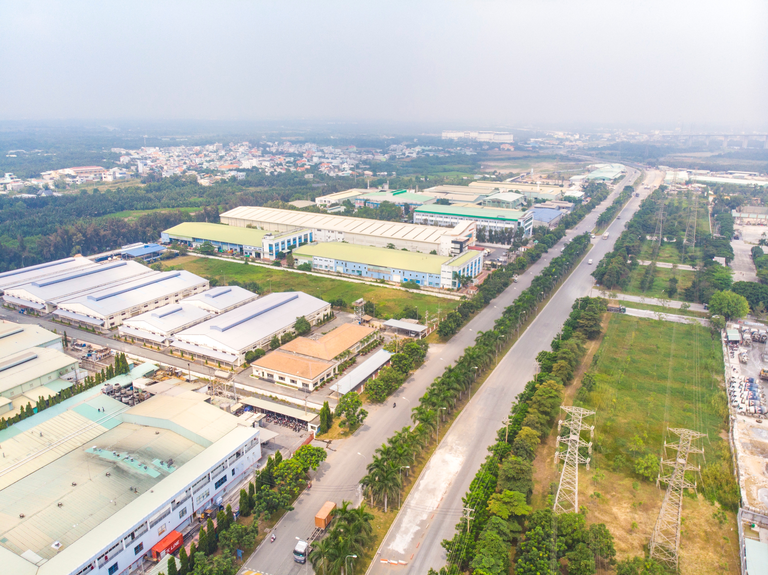 Giá thuê đất khu công nghiệp tiếp tục leo thang, bất chấp dịch Covid-19 Giá thuê đất khu công nghiệp tiếp tục leo thang, bất chấp dịch Covid-19