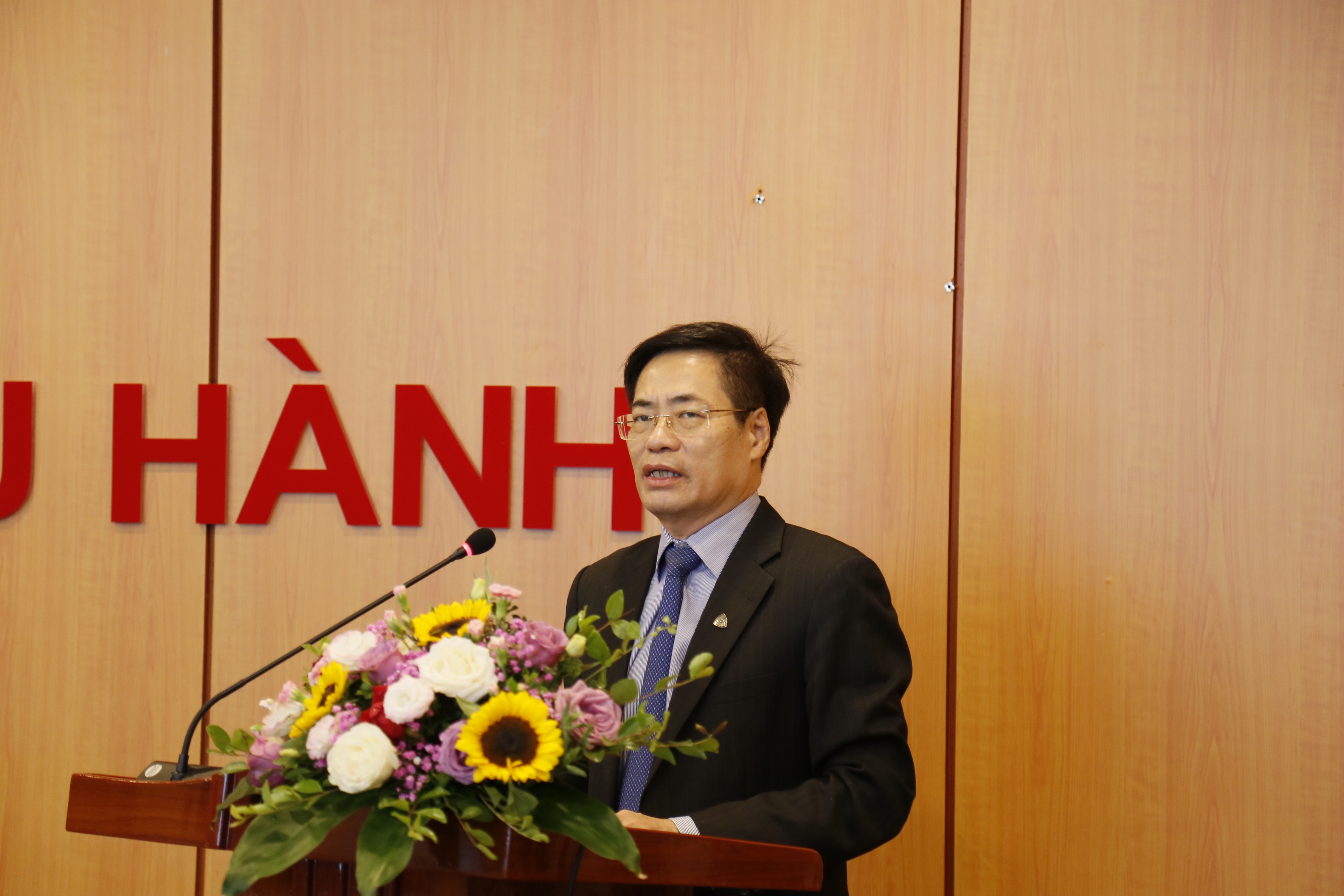 Nhiều bộ, ngành xin trả lại kế hoạch vốn đầu tư công nguồn nước ngoài năm 2021 do dịch bệnh Covid-19
