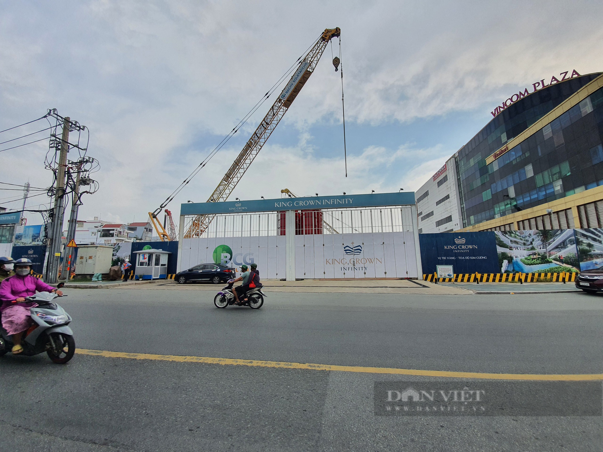 Dự án King Crown Infinity có giá 100 triệu đồng/m2 được giao và chuyển đổi mục đích sử dụng đất ra sao?