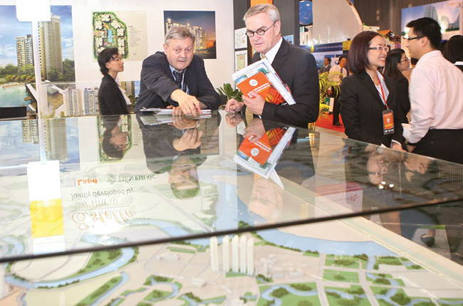 Sợ luật hơn sợ dịch