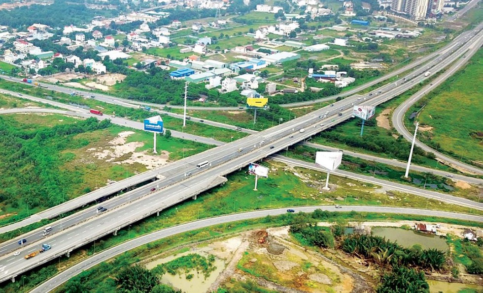 Đồng Nai: Giá đất leo cao theo hạ tầng Đồng Nai: Giá đất leo cao theo hạ tầng