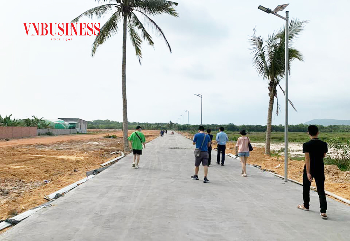 Giải mã hiện tượng 'mắc cạn' của nhà đầu tư bất động sản Giải mã hiện tượng 'mắc cạn' của nhà đầu tư bất động sản