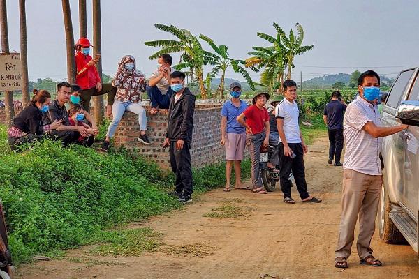 Ê chề sau cơn sốt đất