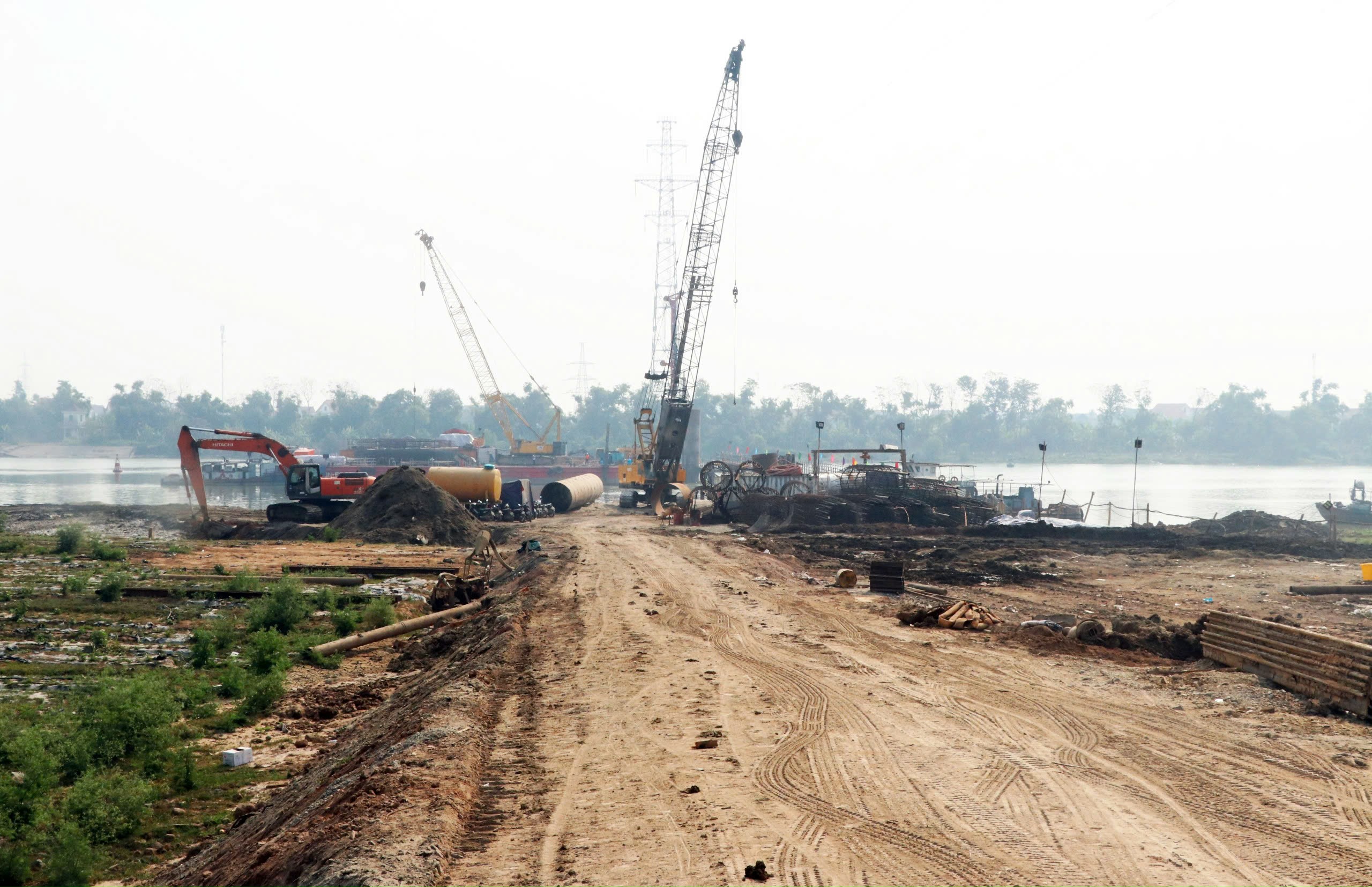 Bắc Ninh quyết tâm hợp long cây cầu gần 2.200 tỷ trong tháng 9/2025- Ảnh 1. Bắc Ninh quyết tâm hợp long cây cầu gần 2.200 tỷ trong tháng 9/2025- Ảnh 1.