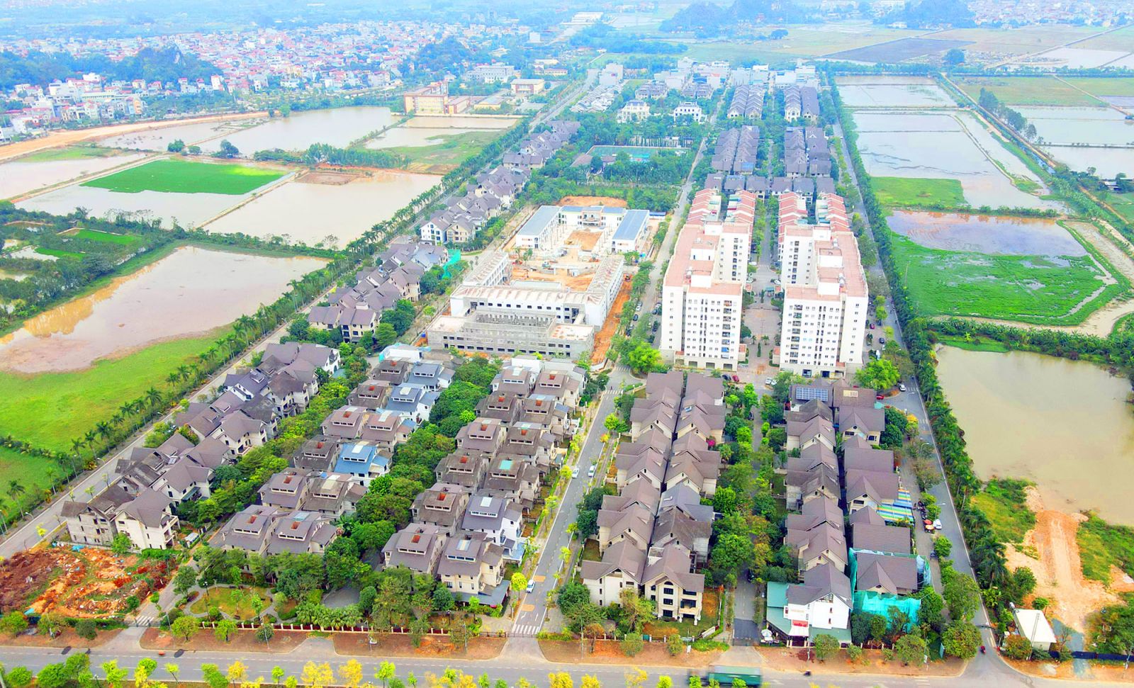 Dự án ở ngoại thành Hà Nội của CEO Group có diễn biến mới- Ảnh 1.