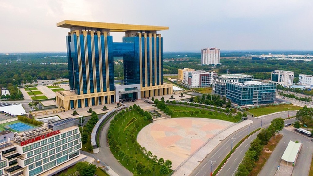 Trụ sở công dôi dư sau sáp nhập: Có thể trở thành tổ hợp đỗ xe thông minh, trạm sạc, thư viện mini?- Ảnh 1.