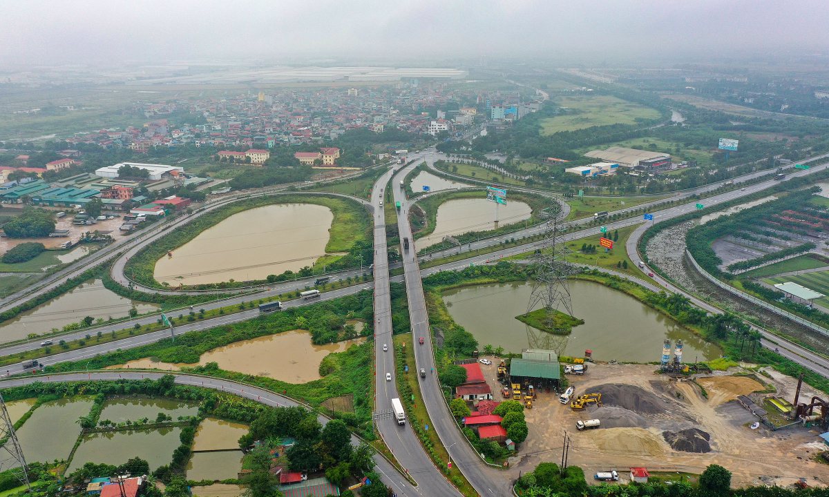 Hai “siêu” đô thị gần 31.000 tỷ đồng sắp khởi công tại Bắc Ninh: Giá đất khu vực nào sẽ bật tăng mạnh?- Ảnh 1. Hai “siêu” đô thị gần 31.000 tỷ đồng sắp khởi công tại Bắc Ninh: Giá đất khu vực nào sẽ bật tăng mạnh?- Ảnh 1.