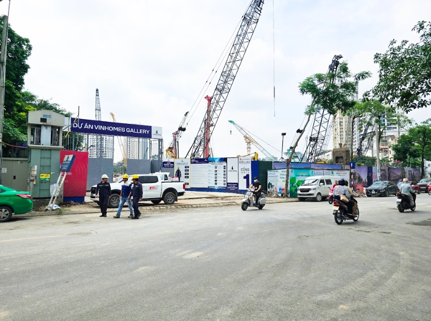 Cận cảnh đại công trường hơn 17.000 tỷ trên “đất vàng” Giảng Võ- Ảnh 7. Cận cảnh đại công trường hơn 17.000 tỷ trên “đất vàng” Giảng Võ- Ảnh 7.