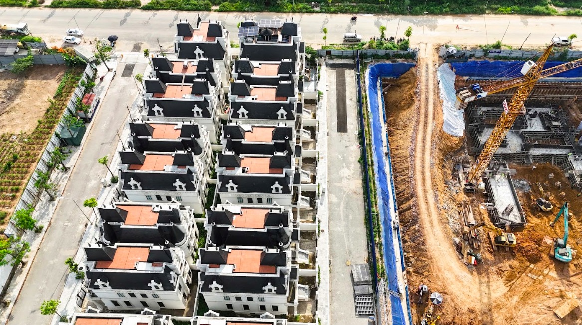 Cận cảnh dự án gần 3.000 tỷ giữa "đất vàng" sau hơn một thập kỷ chờ đợi vẫn chưa thể về đích- Ảnh 4.