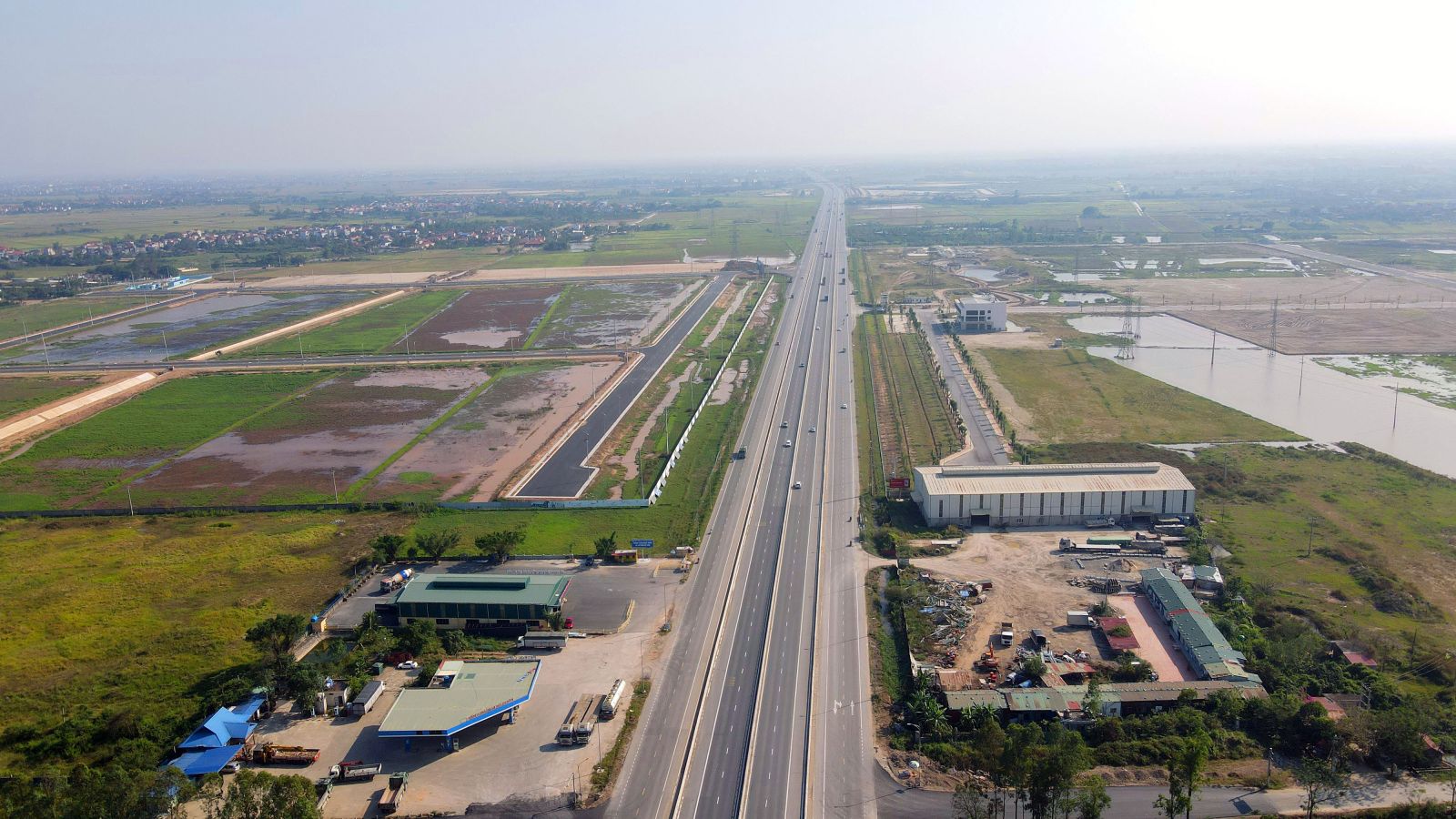 Hưng Yên rót gần 1.000 tỷ đồng xây cụm công nghiệp công nghệ cao- Ảnh 1. Hưng Yên rót gần 1.000 tỷ đồng xây cụm công nghiệp công nghệ cao- Ảnh 1.