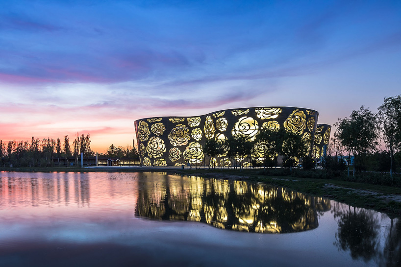 Đỉnh cao kiến trúc Châu Á: “Bảo tàng hoa hồng Bắc Kinh” - CafeLand.Vn