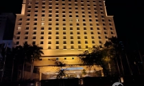 Khách sạn 5 sao những đêm “khát” ánh đèn