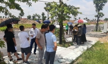 Đề xuất siết chặt việc đặt cọc đất nền hình thành trong tương lai
