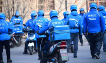 Alibaba mua thêm ứng dụng giao đồ ăn tỷ USD