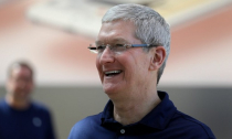 Tim Cook: Từ dấu hỏi khi thay thế Steve Jobs đến người đưa Apple đạt kỷ lục lịch sử