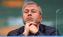 Tỷ phú Abramovich bị EU phong tỏa tài sản và cấm đi lại
