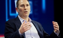CEO Amazon có thu nhập 212 triệu USD năm ngoái