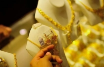 Giá vàng tăng mạnh nhất 2 tháng