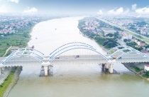 Hà Nội sẽ có cuộc đổ bộ về phía Đông, chuyên gia cảnh báo nhà đầu tư thận trọng khi đón sóng
