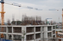 Bất động sản 24h: Thiếu lao động, giá vật liệu cao sẽ đẩy giá nhà tăng?