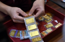 Điểm tin sáng: USD hồi phục, giá vàng bật tăng