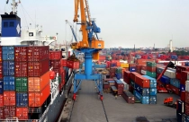 Việt Nam xuất siêu 2,53 tỷ USD trong 4 tháng