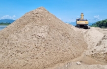 Quảng Ngãi cấp tốc tìm cách đưa giá cát "trên giấy" sát với giá thực