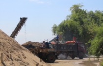 Chủ tịch UBND tỉnh Thừa Thiên Huế yêu cầu xử lý dứt điểm nạn “cát tặc”