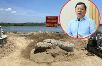 Cát tặc lộng hành trên sông Trà Khúc, UBND tỉnh Quảng Ngãi liên tiếp có chỉ đạo “nóng”
