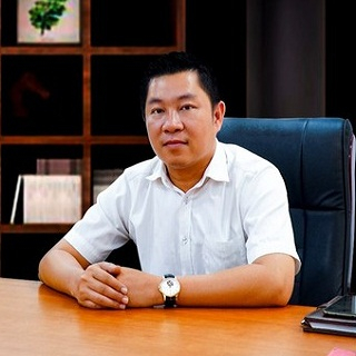 Ông Nguyễn Khánh Hưng