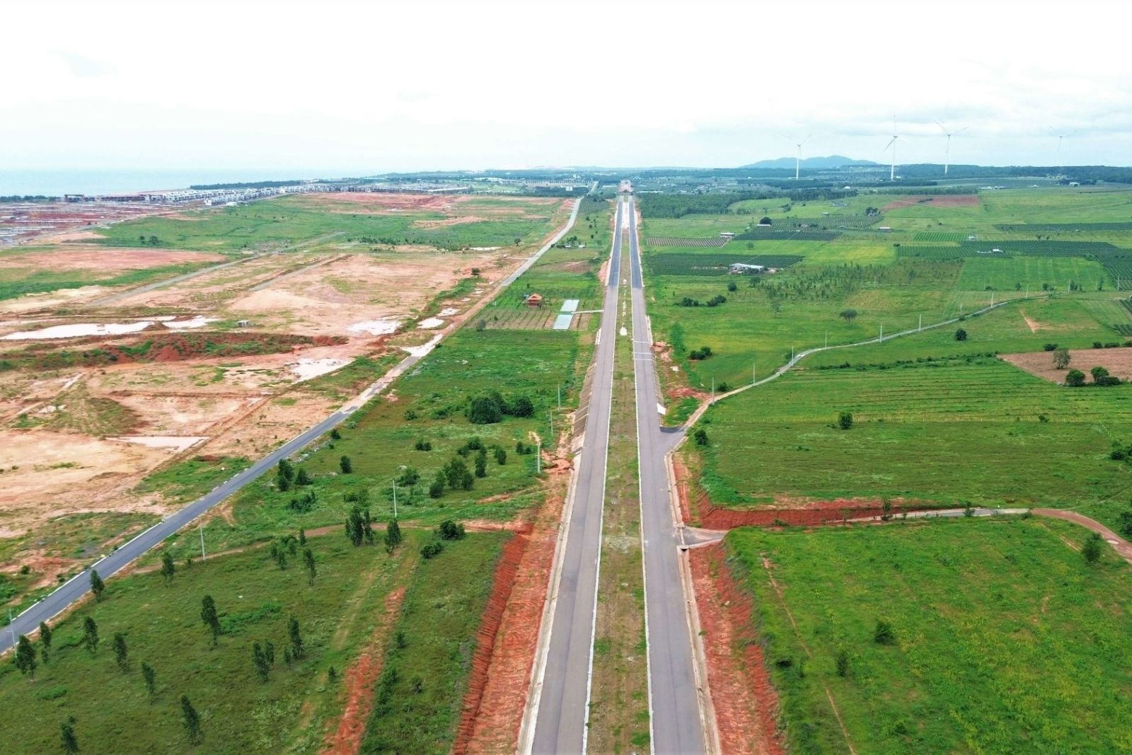 Vướng mỏ ti tan, dự án đường ven biển gần 1.000 tỉ đồng ở Bình Thuận phải lùi tiến độ