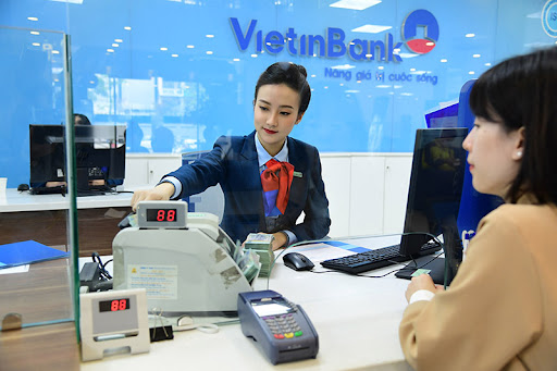 VietinBank báo lãi 10.400 tỷ đồng nửa đầu năm, nợ xấu tăng đột biến đến 48%