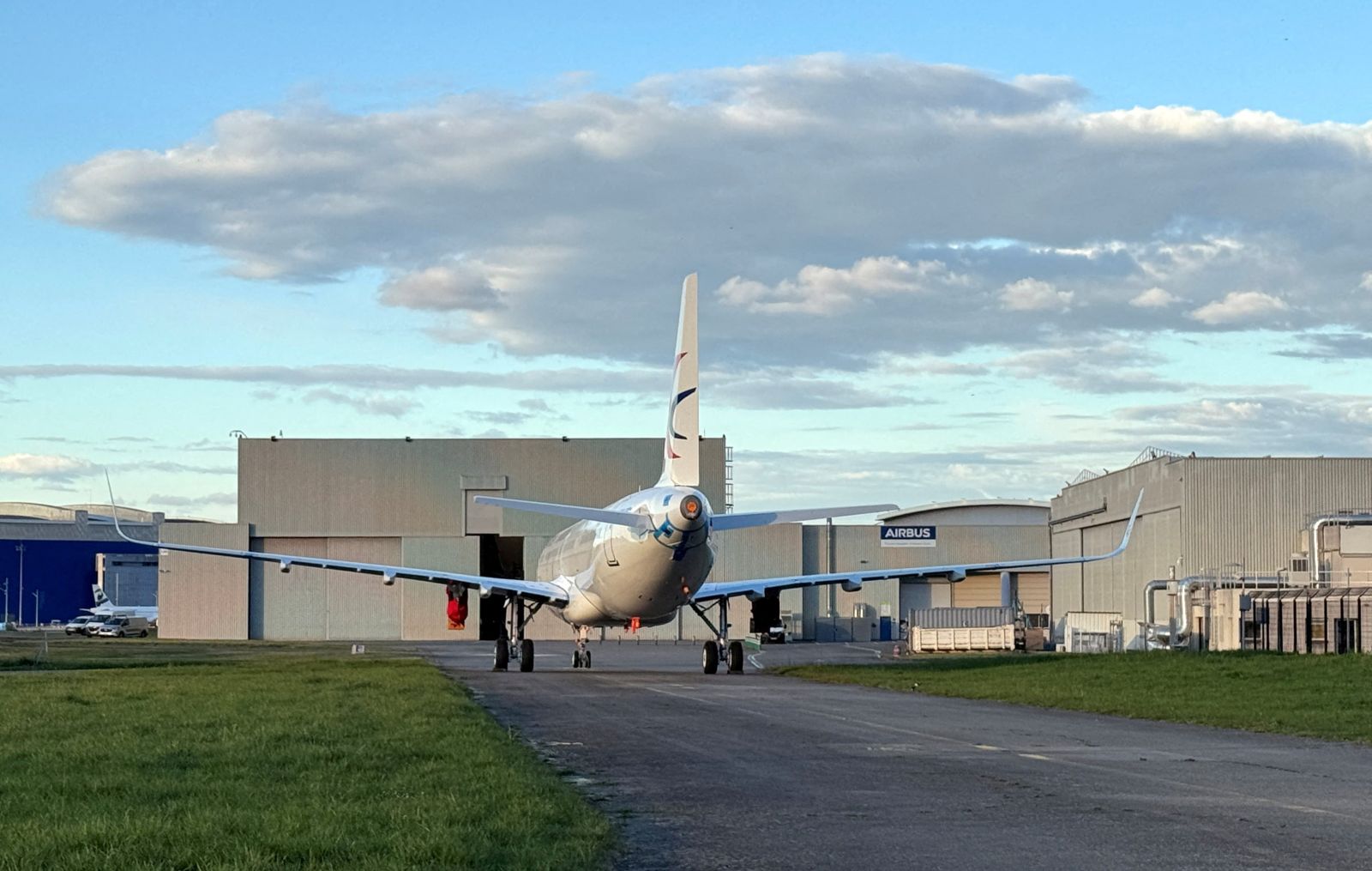 VietJet đàm phán mua khoảng 100 máy bay Airbus mới