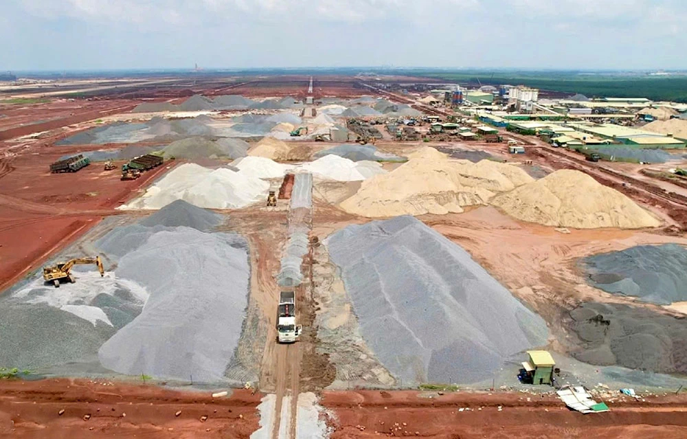 Đường băng thứ 2 sân bay Long Thành đang thi công ra sao?