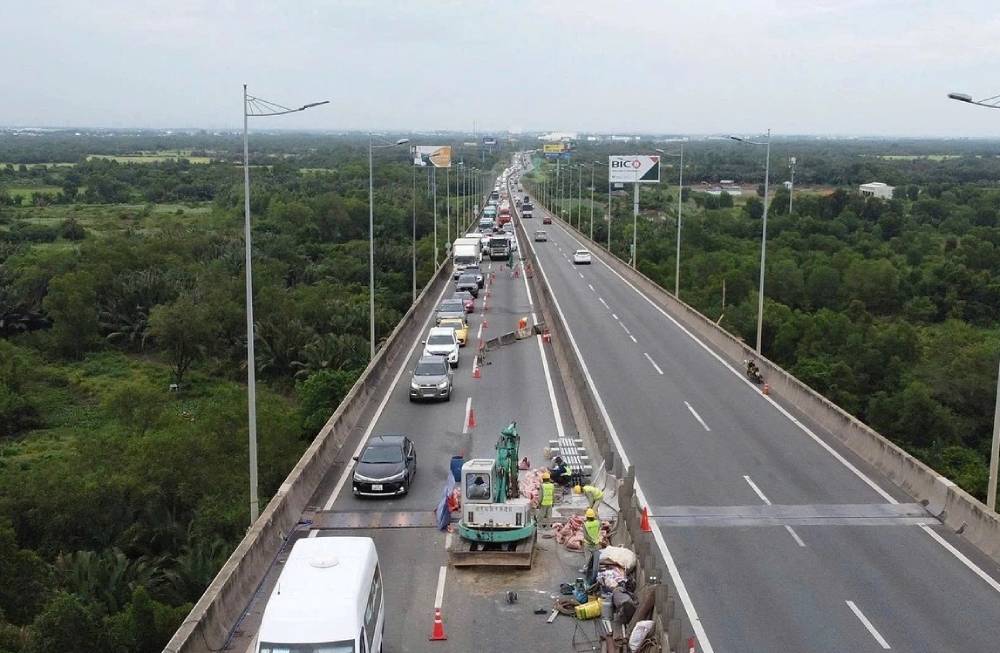 Sắp chấm dứt tình trạng kẹt xe kéo dài trên tuyến cao tốc kết nối TP.HCM với sân bay Long Thành