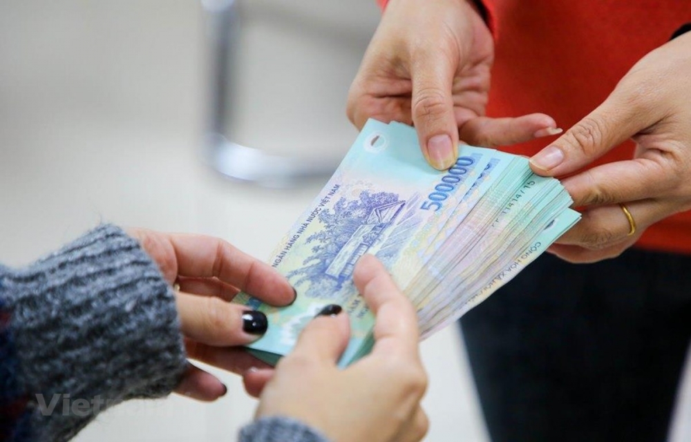 Thưởng Tết khiến thu nhập vượt 15 triệu đồng: Có mất quyền mua nhà ở xã hội?