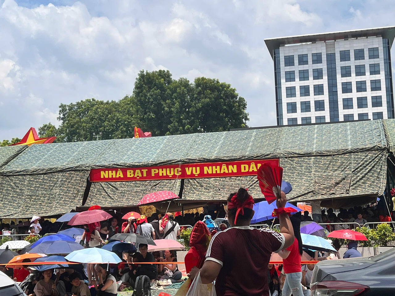 Hà Nội dựng 10 nhà bạt dã chiến phục vụ người dân xem diễu binh 2/9