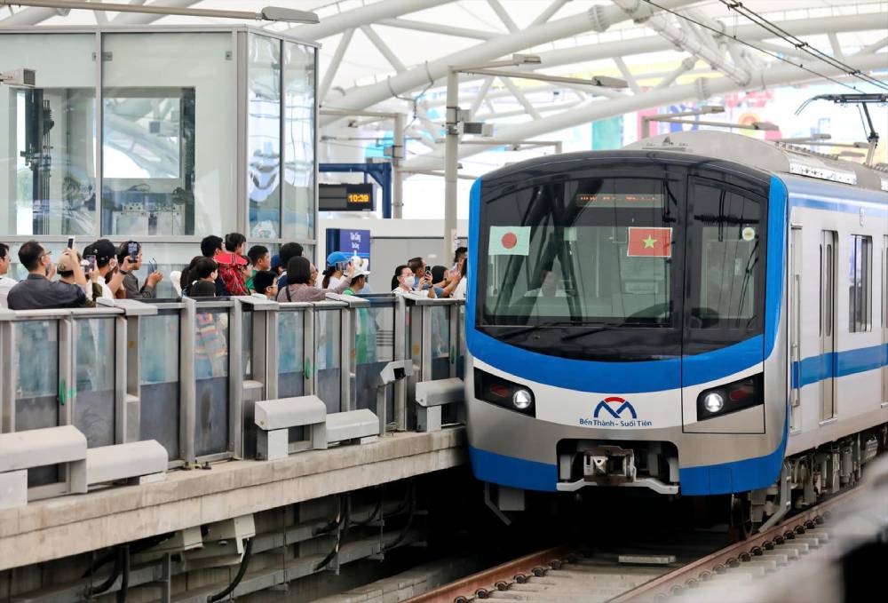 Metro Bến Thành - Suối Tiên bỏ vé giấy ở 4 nhà ga