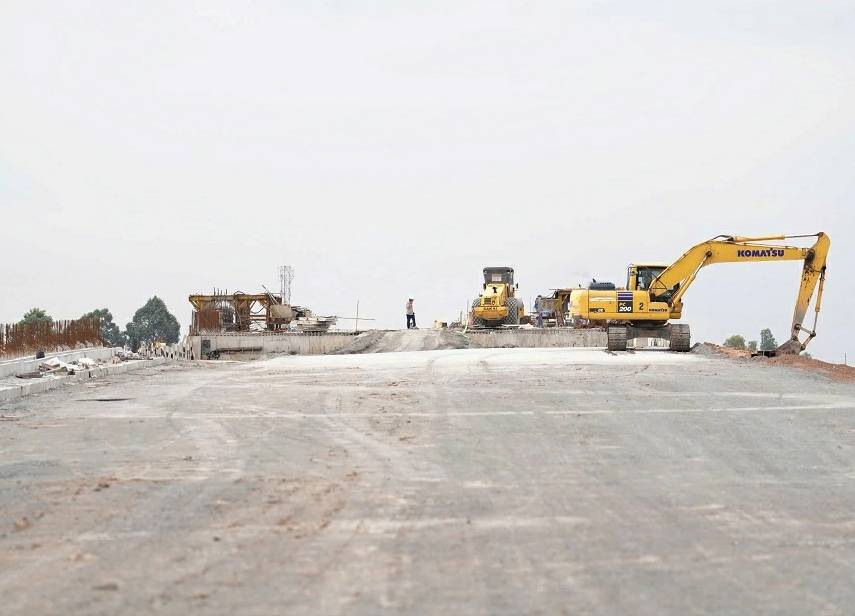 Một nhà thầu dự án Vành đai 3 TP.HCM bị “cắt việc” vì chậm tiến độ