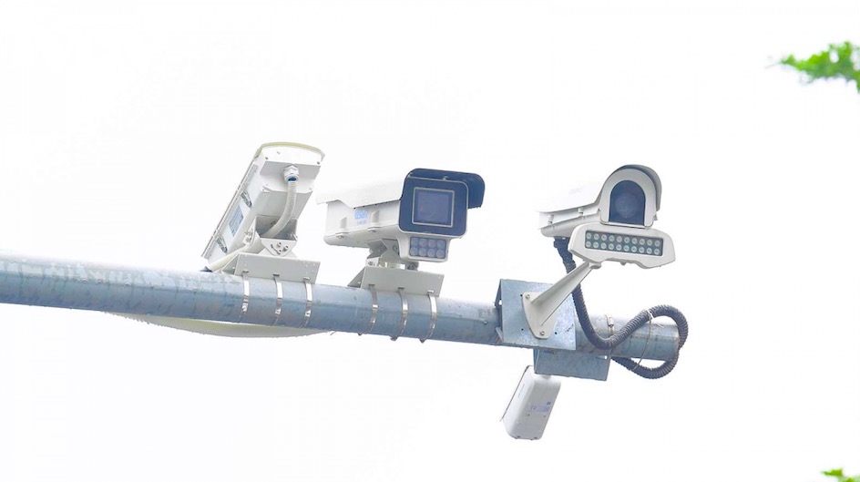 Hà Nội chuẩn bị vận hành gần 1.900 camera AI, tự động tính lưu lượng xe để đổi chu kỳ đèn xanh - đỏ