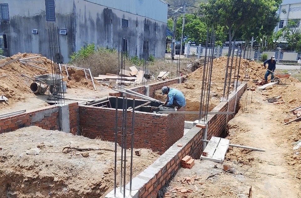 Nhà dưới 7 tầng ở Hà Nội không phải trường hợp nào cũng được miễn giấy phép xây dựng