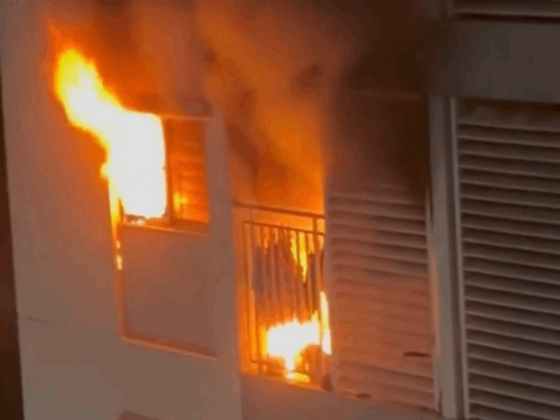 Cháy căn hộ chung cư ở TP.HCM