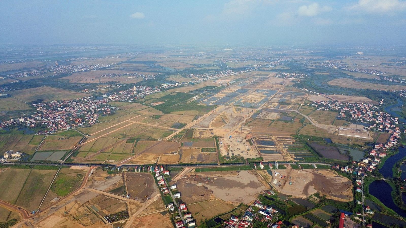 Bắc Ninh cấp thêm 2 mỏ đất san lấp hơn 10 triệu m3 phục vụ xây dựng sân bay Gia Bình