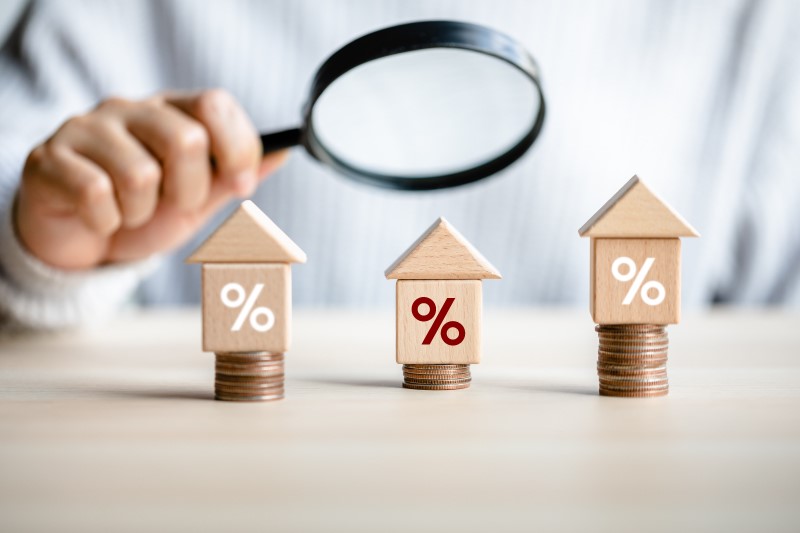 Lãi suất liên ngân hàng xuống mức thấp nhất một năm