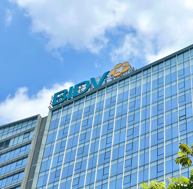 BIDV tăng mạnh lãi suất tiền gửi online, dẫn đầu nhóm Big4 với mức 7,4%/năm