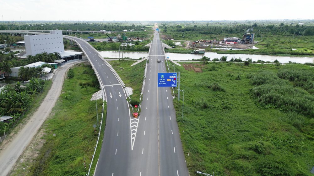 Chưa thu phí cao tốc Cần Thơ - Cà Mau từ ngày 15/9