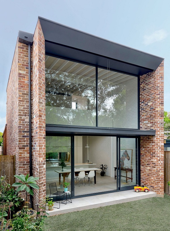 Căn nhà được cải tạo từ gạch và kính tuyệt đẹp ở Úc - CafeLand.Vn