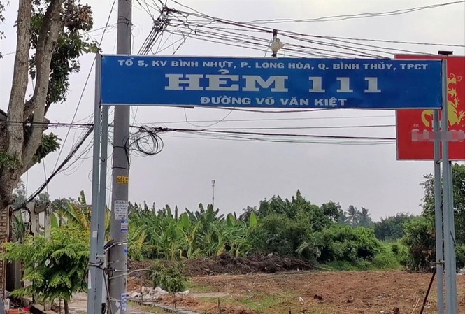 Hẻm 111, đường Võ Văn Kiệt, khu vực Bình Nhựt, phường Long Hòa, quận Bình Thủy không có nước sạch sinh hoạt